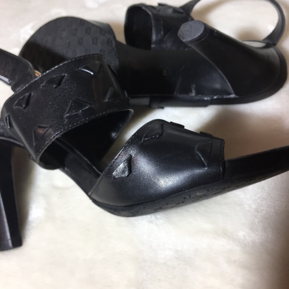 Melani Antonio Kenndal Peep Toe Strappy Heel - Picture 6 of 8